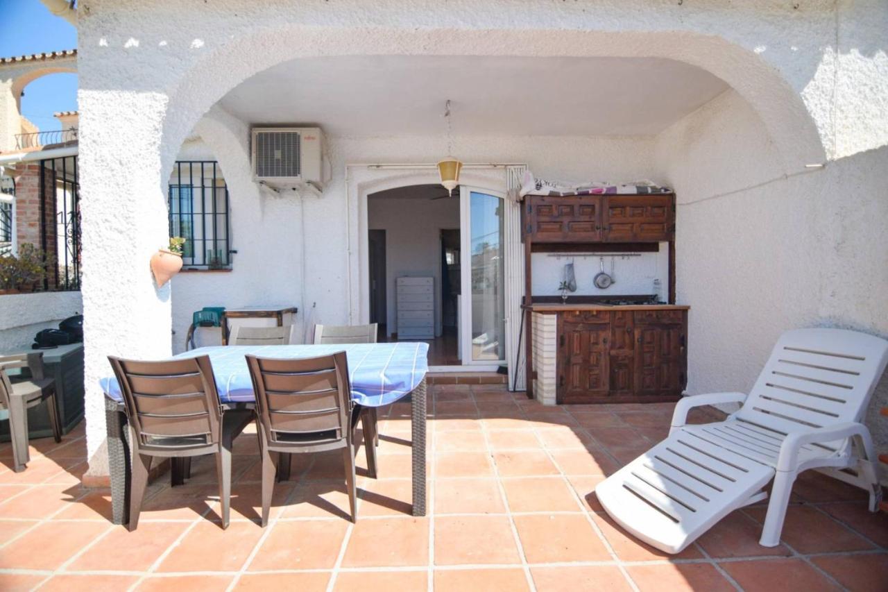 Casa Christina- Burriana Beach Villa Нерха Екстериор снимка